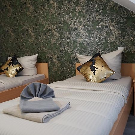Hotel Hubertushof Lichtenau  Екстер'єр фото