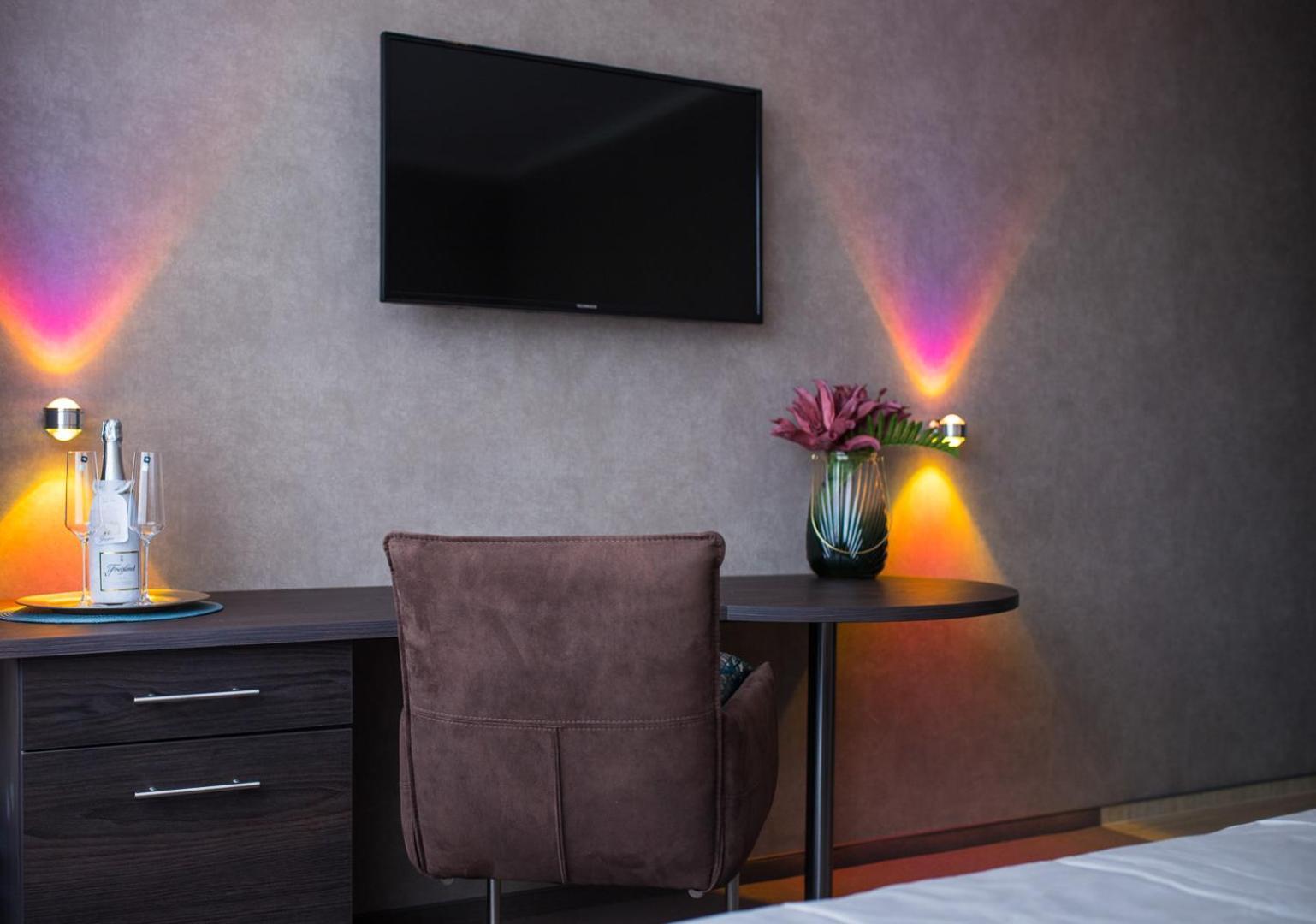 Hotel Hubertushof Lichtenau  Екстер'єр фото